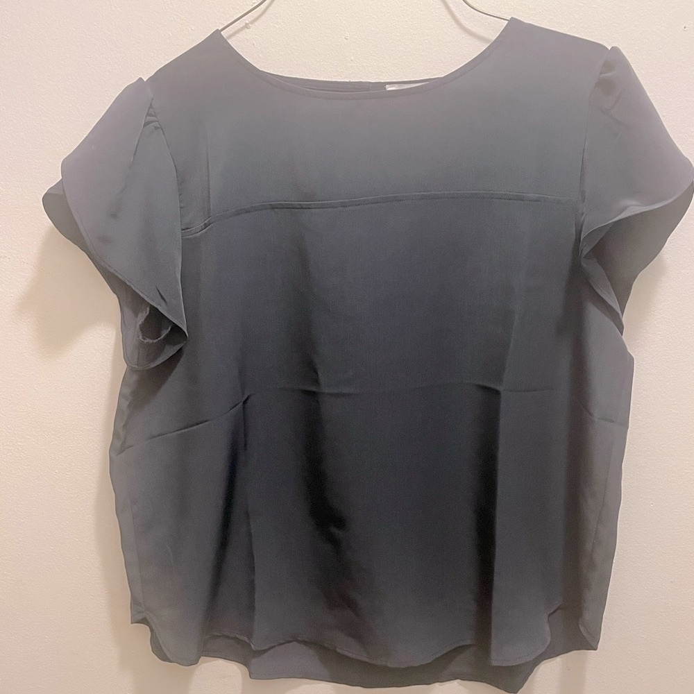Loft LP Petite Women’s Grey Top Never Worn